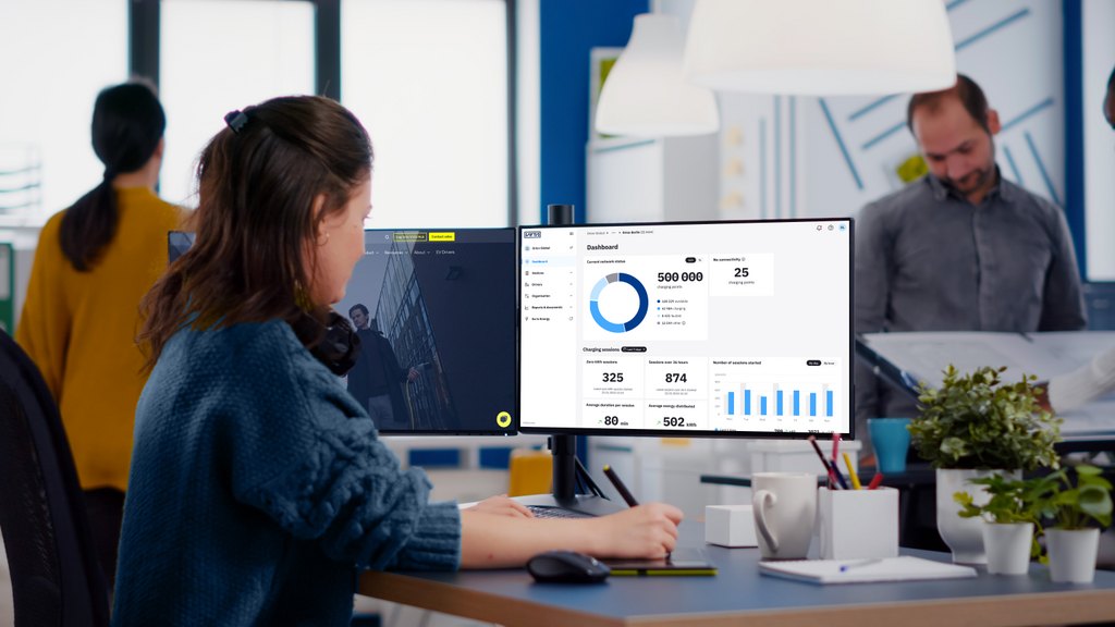 woman using hub at office.jpg